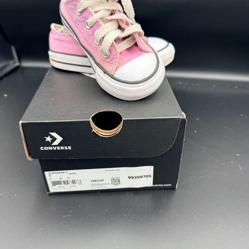 Converse Chuck Taylor All Star Ox Infant Size 6 Peony Pink Sneakers 768129F - Picture 2 of 9